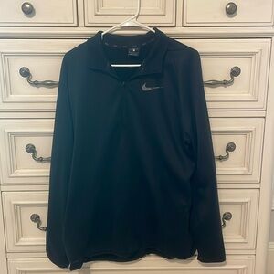 Men’s L black Nike pullover